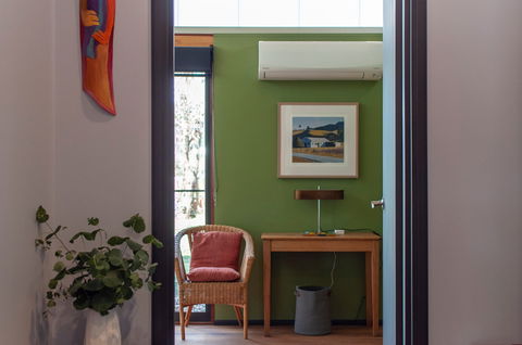 Strawhouse - Kalgoorlie Accommodation 2
