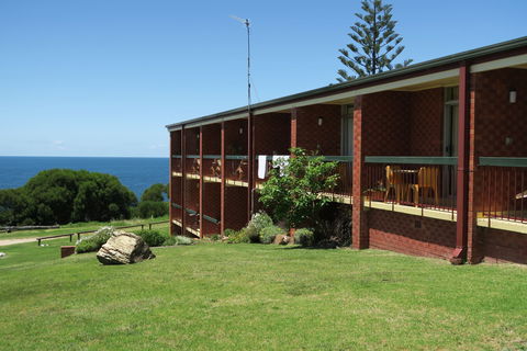 Tathra Hotel - Motel - Kalgoorlie Accommodation 0