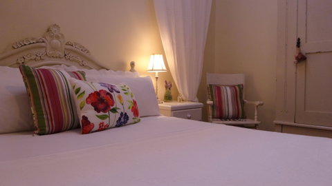 The Globe Inn - Kalgoorlie Accommodation 0