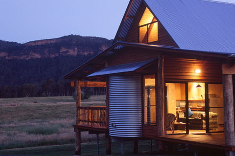 Woolshed Cabins - Kalgoorlie Accommodation 0