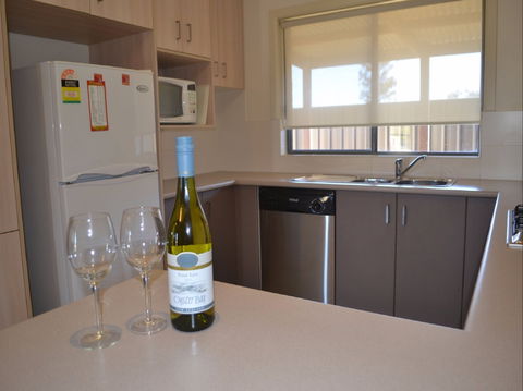 Amarco 4 - Kalgoorlie Accommodation 2