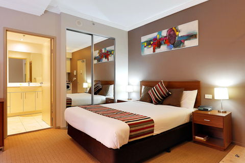 APX Darling Harbour - Kalgoorlie Accommodation 0
