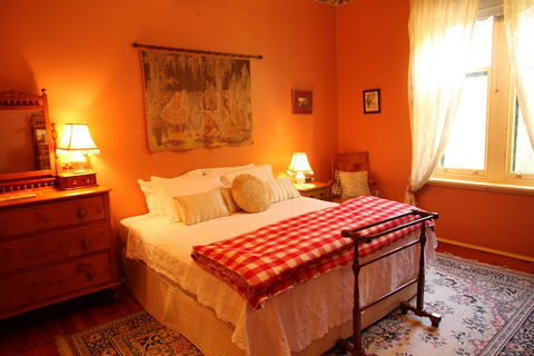 Buxton Manor - Garden And Loft Apartment - Kalgoorlie Accommodation 1