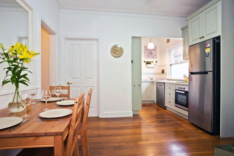 Casa Dolce Cottage - Kalgoorlie Accommodation 0