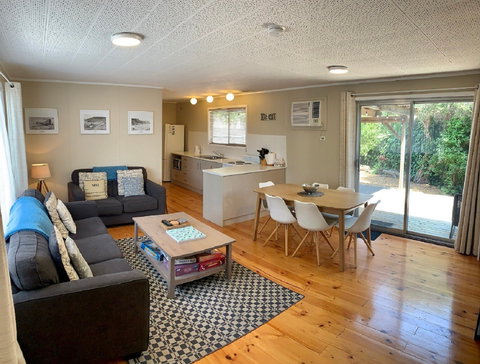 Crows Nest - Kalgoorlie Accommodation 0