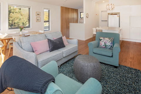 Grasmere Chalet - Kalgoorlie Accommodation 1