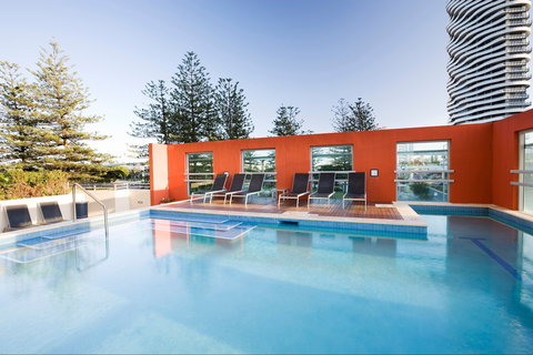Mantra Broadbeach On The Park - Kalgoorlie Accommodation 1
