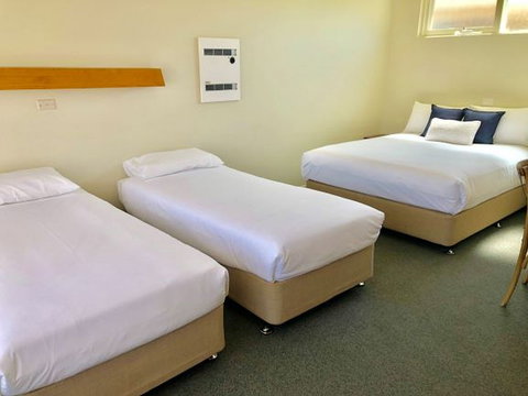 Marina Motel Rooms - Kalgoorlie Accommodation 2