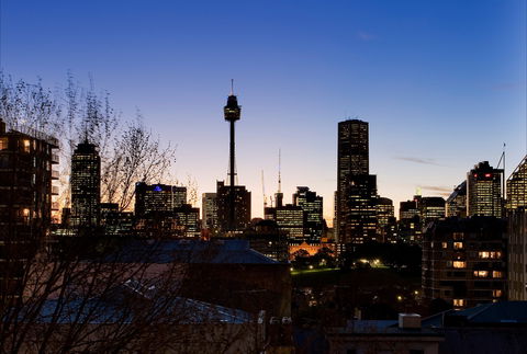 Overlooking The City's Silhouette - Kalgoorlie Accommodation 2