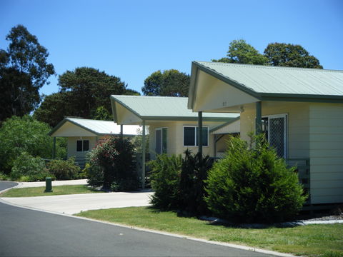 Peppertree Cabins Kingaroy - Kalgoorlie Accommodation 0