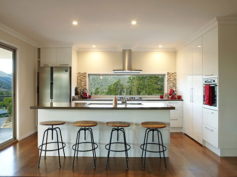 Rooms & Brooms Accommodation - Kalgoorlie Accommodation 1