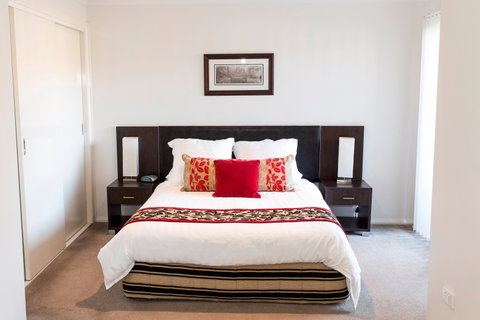Stay Bathurst - Kalgoorlie Accommodation 1