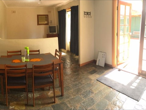 Stopover On Ocean Avenue - Kalgoorlie Accommodation 0
