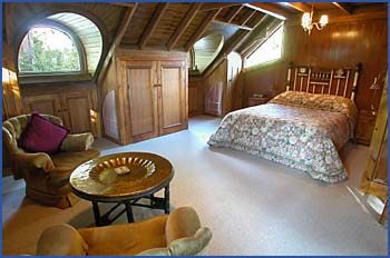 A Camelot Tower And Penthouse - Kalgoorlie Accommodation 0