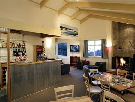 Cooroona Alpine Lodge - Kalgoorlie Accommodation 0