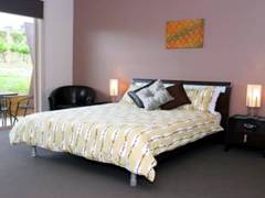 De Vine Escape - Kalgoorlie Accommodation 1