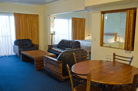 Kacys Bargara Beach Motel - Kalgoorlie Accommodation 3