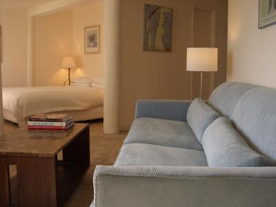 Cliff Top - Kalgoorlie Accommodation 2