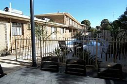 Allambi Holiday Apartments - Kalgoorlie Accommodation 1