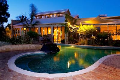 Madison Spa Resort - Kalgoorlie Accommodation 2