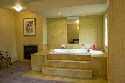 Madison Spa Resort - Kalgoorlie Accommodation 5