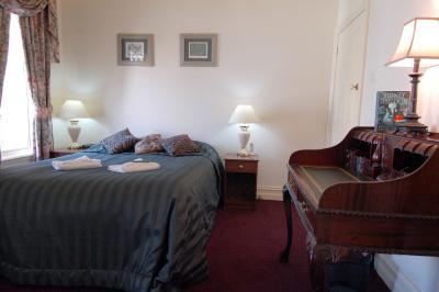Warrnambools No 1 Luxury Apartment - Kalgoorlie Accommodation 2