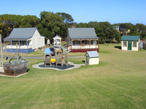 Belfast Cottages - Kalgoorlie Accommodation 9