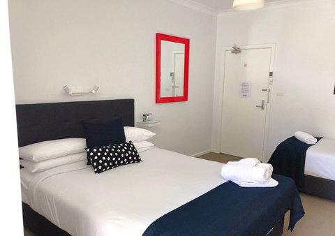 Canberra Short Term & Holiday Accommodation - Kalgoorlie Accommodation 4