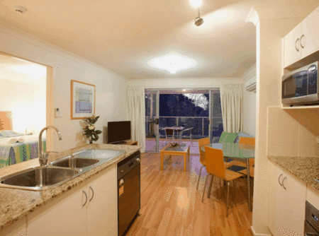 Shoal Bay Beachclub Apartments - thumb 5