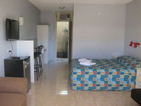 Tweed Central Motel - Kalgoorlie Accommodation 3