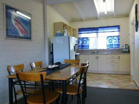 Park Street Apartments - Kalgoorlie Accommodation 2