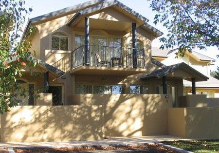 Falls Mountain Retreat - Kalgoorlie Accommodation 0