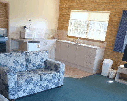 Mollymook Surfbeach Motel & Apartments - Kalgoorlie Accommodation 3