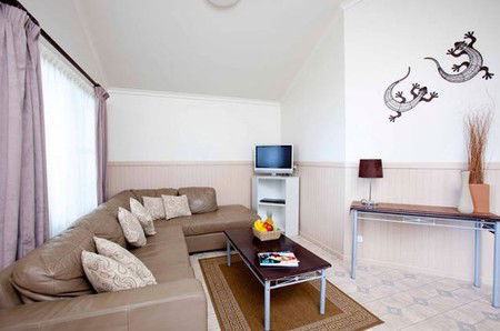 Blue Dolphin Resort & Holiday Park - Kalgoorlie Accommodation 5