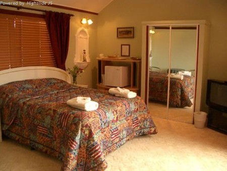 Ainslie Manor BandB - Kalgoorlie Accommodation 4
