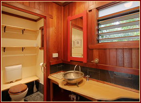 Absolute Beachfront Bamboo Hideaway - Kalgoorlie Accommodation 4