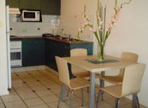Aquawaters - Kalgoorlie Accommodation 4