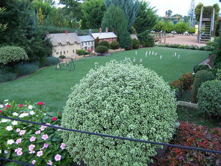 Abingdon Miniature Village - Kalgoorlie Accommodation 1