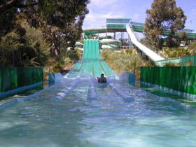 Kalamunda Wet 'n' Wild - Kalgoorlie Accommodation 1