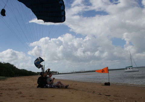 Skydive Hervey Bay - Kalgoorlie Accommodation 2
