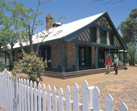 Warden Finnerty's House - Kalgoorlie Accommodation 0