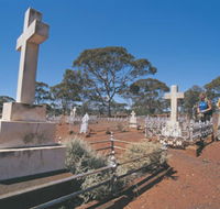 Old Pioneer Cemetery Coolgardie - Kalgoorlie Accommodation