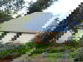 Dingley Dell Cottage - Kalgoorlie Accommodation 0