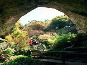 Engelbrecht Cave - Kalgoorlie Accommodation 0