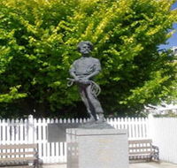 Alexander Cameron Statue - Kalgoorlie Accommodation