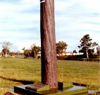 The Flood Memorial or The Stump - Kalgoorlie Accommodation