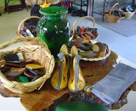 IshShoes - Kalgoorlie Accommodation 0