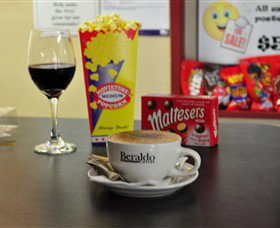Mansfield Armchair Cinema - Kalgoorlie Accommodation 0