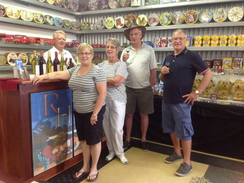 Holland Wines - Kalgoorlie Accommodation 7