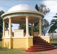Kingaroy Soldiers Memorial Rotunda - Kalgoorlie Accommodation
